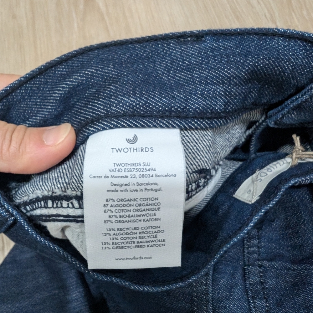 TwoThirds NWT Kiritibati Jeans in Dark Blue - Picture 13 of 16